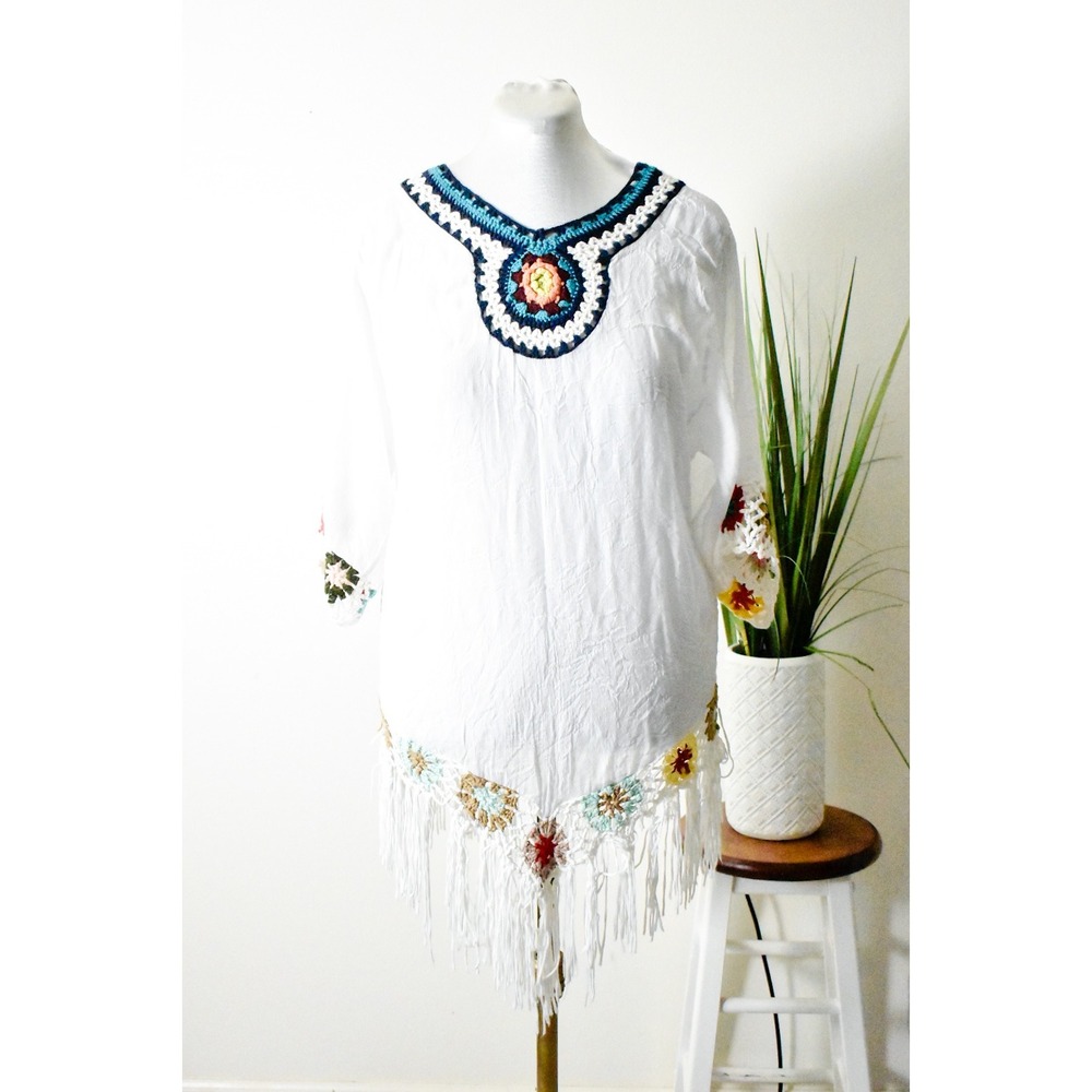 Tunic Top Women OS White Modern Boho Crochet Fringe V-Neck